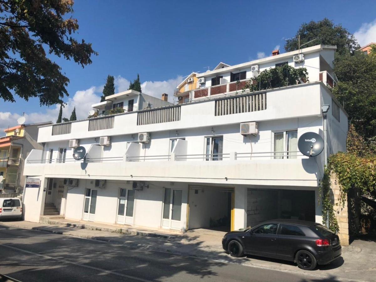Apartmani Ilic Herceg Novi Exteriör bild