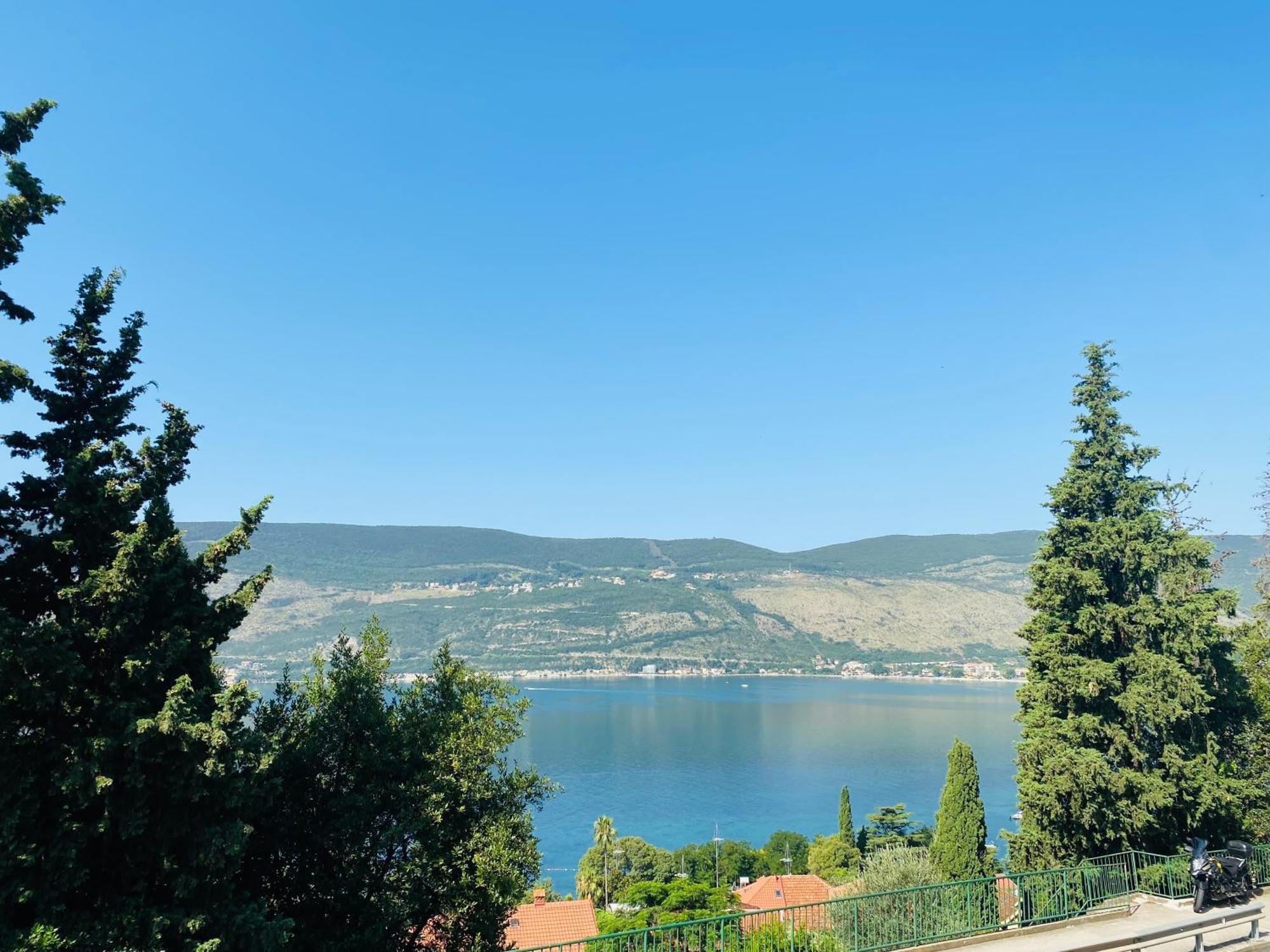Apartmani Ilic Herceg Novi Exteriör bild