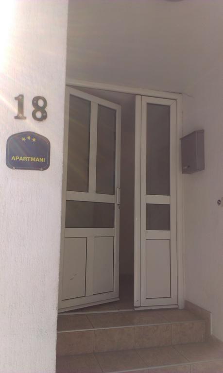 Apartmani Ilic Herceg Novi Exteriör bild